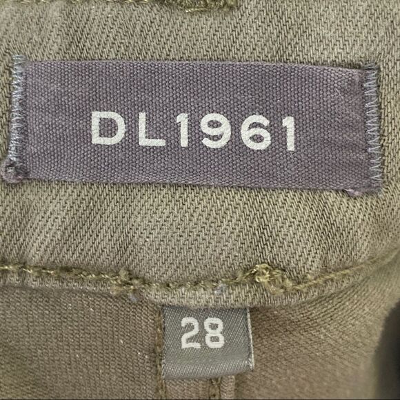 DL1961 | High Rise Skinny Seagrass Farrow Cropped - Picture 6 of 9